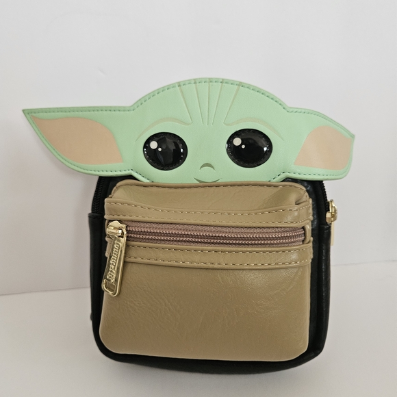 Loungefly Baby Yoda Mini Wristlet Bag, Like New - Picture 1 of 8